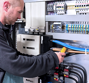 Elektroniker_Infra-Zeitz